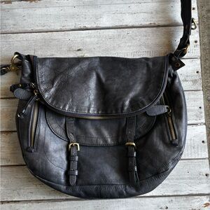 Sabina New York  Crossbody Bag Navy Saddle Flap Shoulder Bag Genuine Leather
